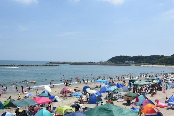 🏖️ 아지가우라 해수욕장 이미지 1